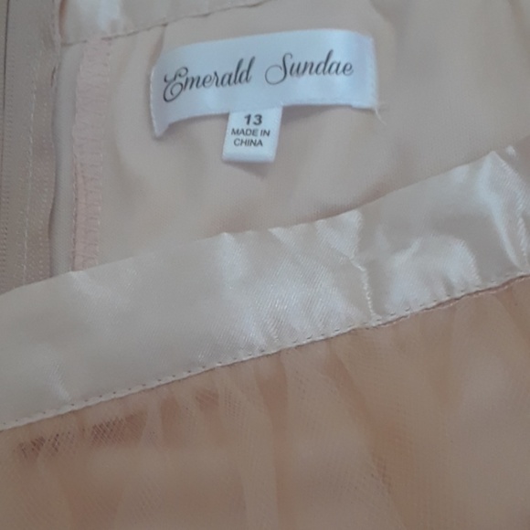 TULLE/TEE... - Picture 3 of 6